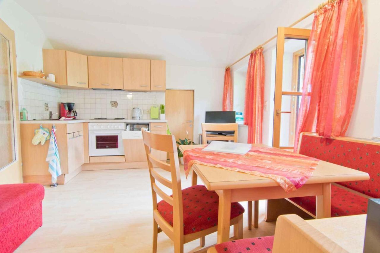 Apartment In Schlitters With Two-Bedrooms 1 Bagian luar foto